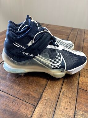 Nike Mike Trout Pro Baseball Cleats - Navy and White